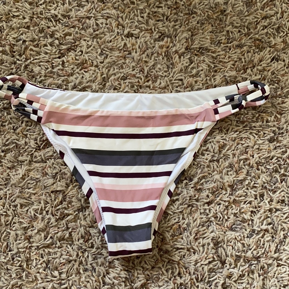 O’Neil bikini bottom - Picture 2 of 2